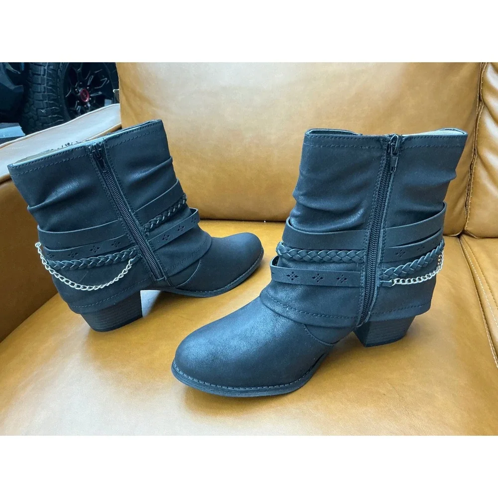 POP Faithe Ankle Boots Womens 8 Black Distressed Buckle Chain
